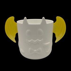 STARBUCKS 2019 Halloween White Bat Devil Mask Cup Yellow Wings Japan Limited